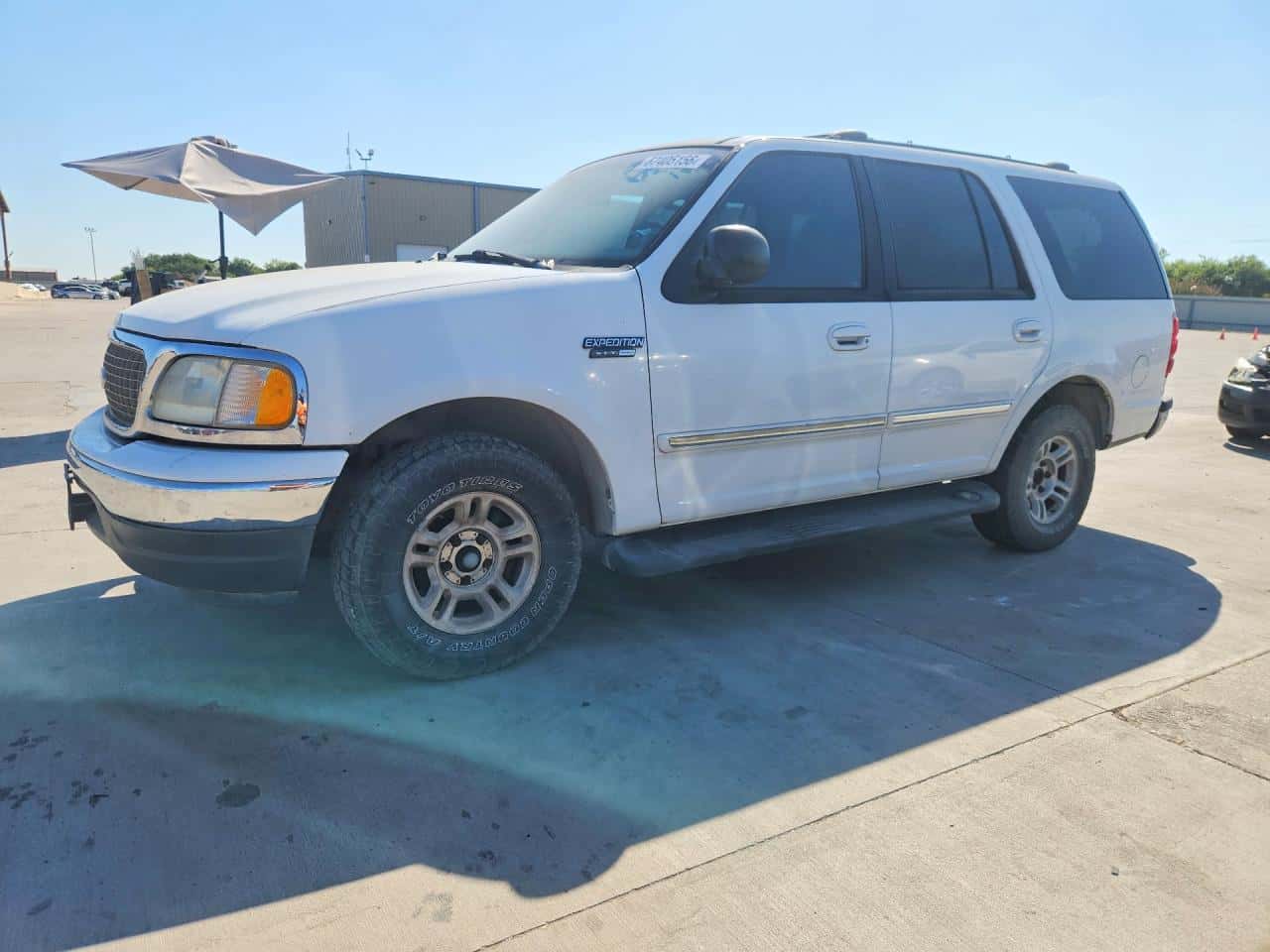 2000 Ford Expedition — lot COPART #67405156, Defecțiune Mecanică