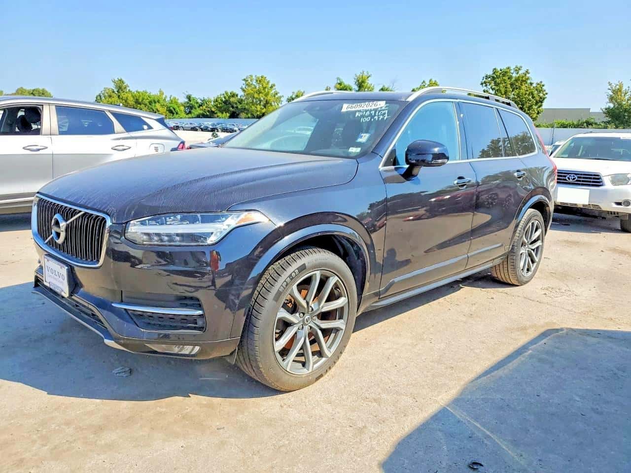 2019 Volvo XC90 — lot COPART #66092026, Inundație