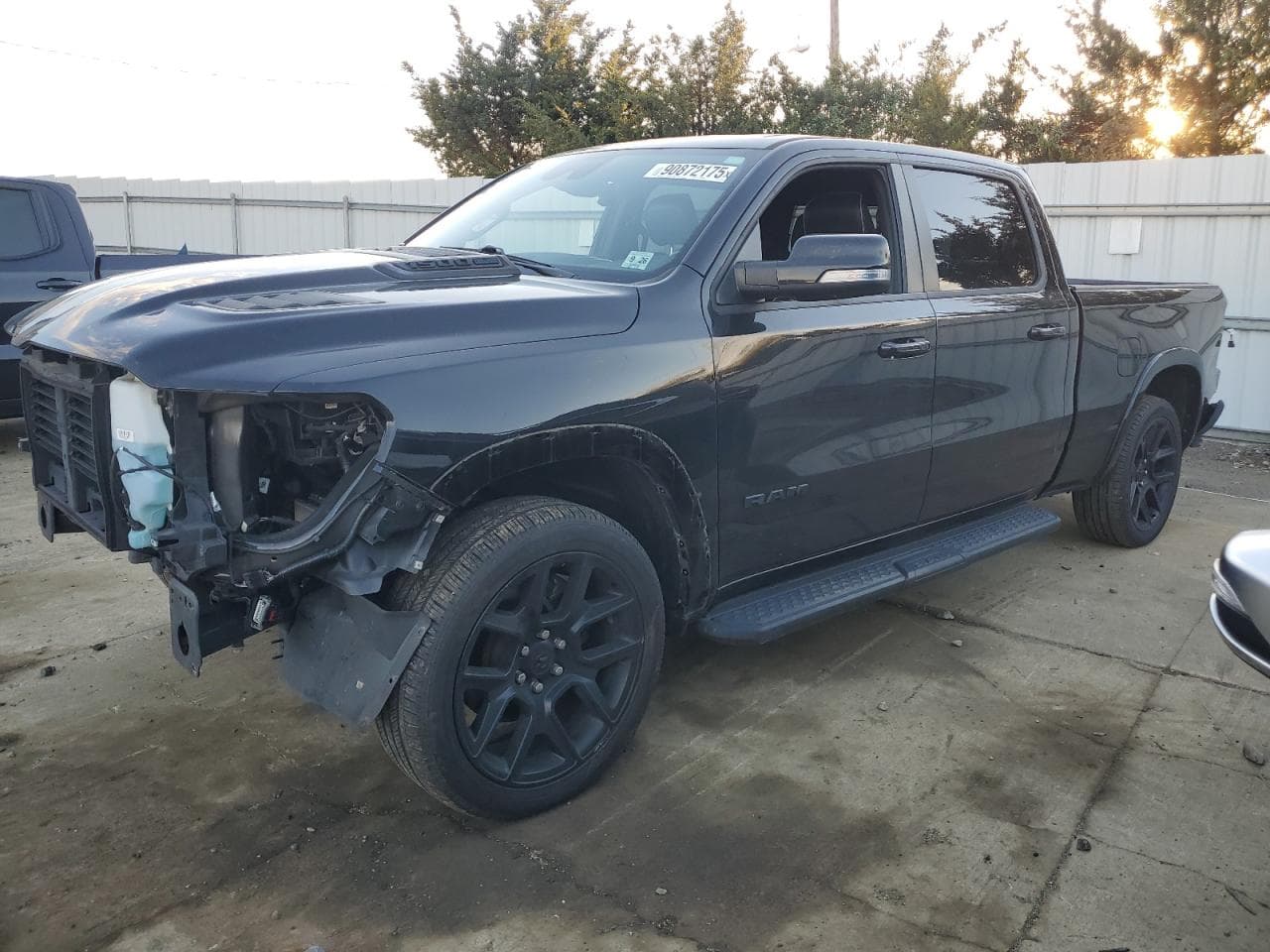 2021 Ram 1500 — lot COPART #90872175, Avariat Spate