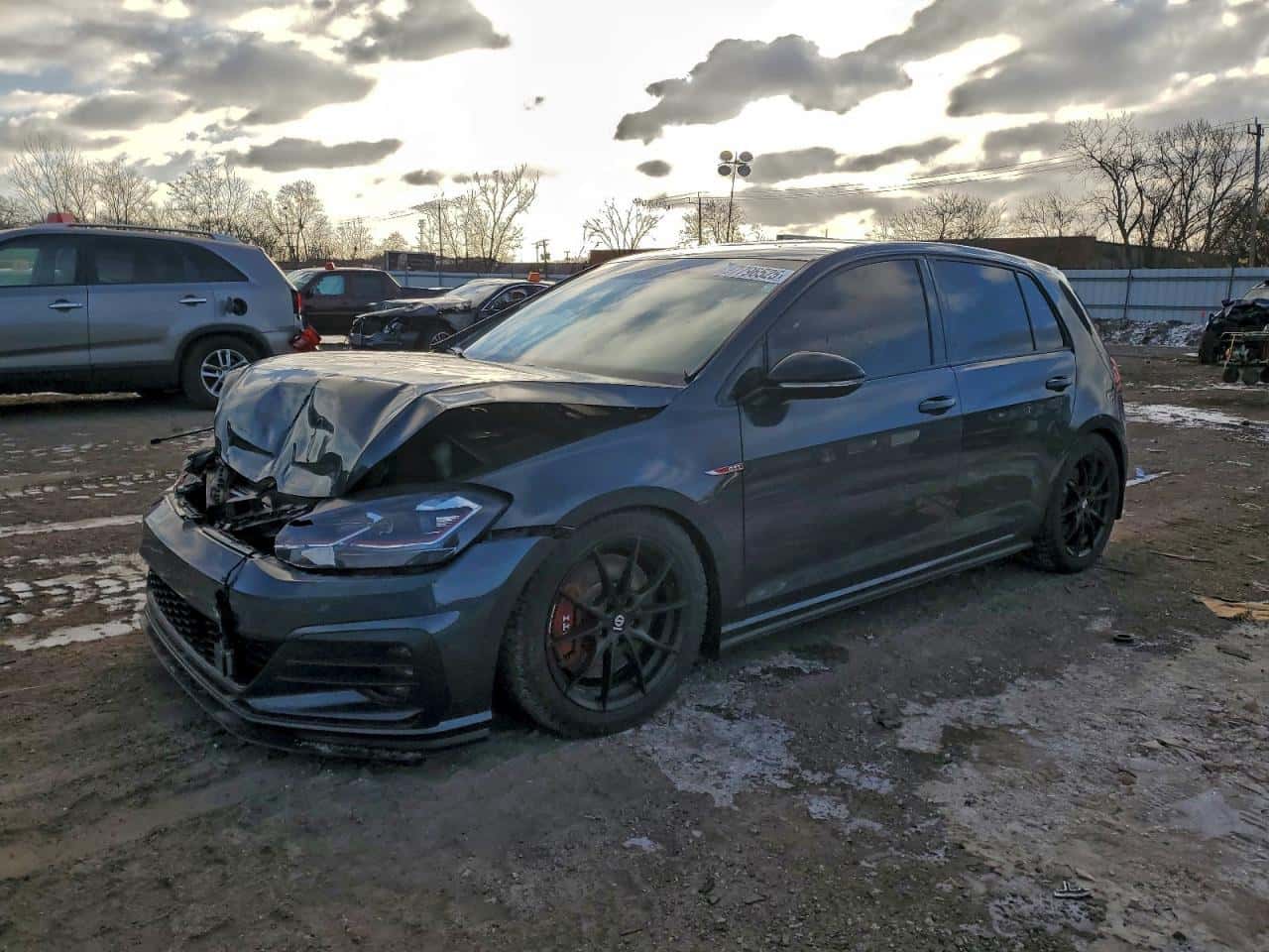 2021 Volkswagen GTI — lot COPART #97796525, Avariat Față